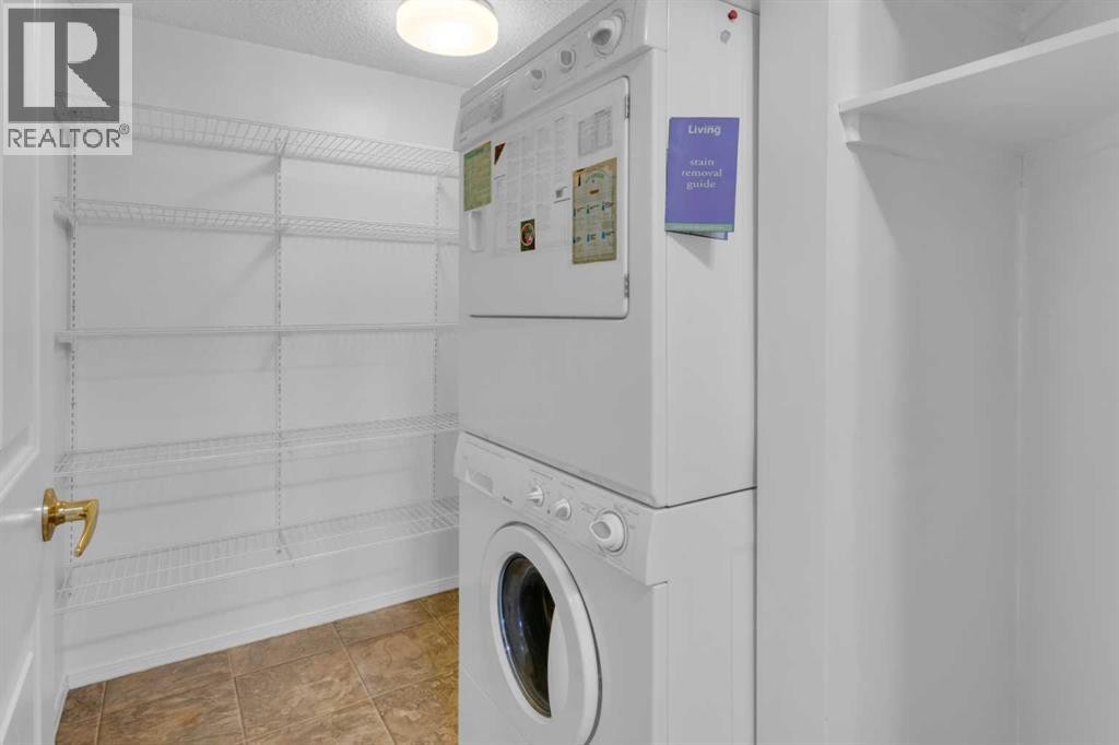 












206, 3206 Hawksbrow Point NW

,
Calgary,




Alberta
T3G4C9

