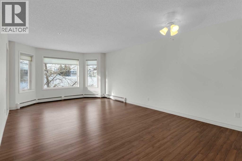 












206, 3206 Hawksbrow Point NW

,
Calgary,




Alberta
T3G4C9

