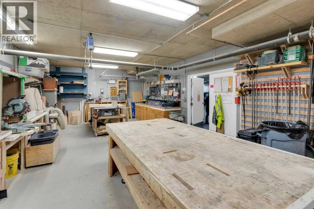 












206, 3206 Hawksbrow Point NW

,
Calgary,




Alberta
T3G4C9

