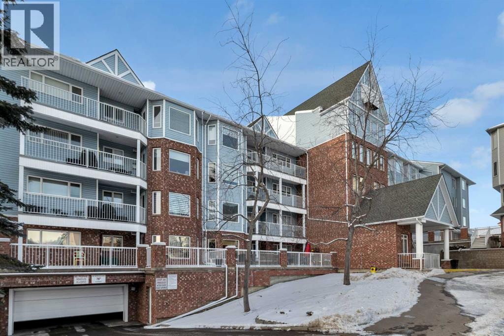 












206, 3206 Hawksbrow Point NW

,
Calgary,




Alberta
T3G4C9

