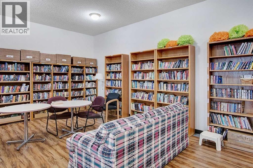 












206, 3206 Hawksbrow Point NW

,
Calgary,




Alberta
T3G4C9

