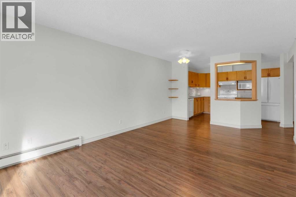 












206, 3206 Hawksbrow Point NW

,
Calgary,




Alberta
T3G4C9

