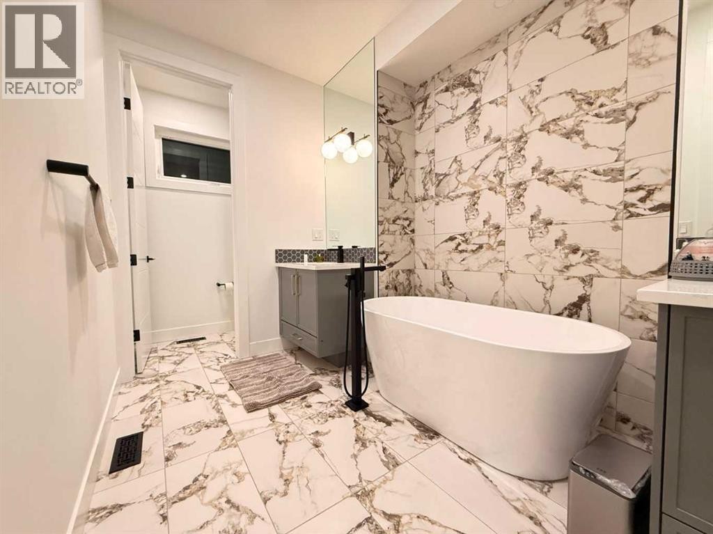 












103 Hartford Road NW

,
Calgary,




Alberta
T2K2A7

