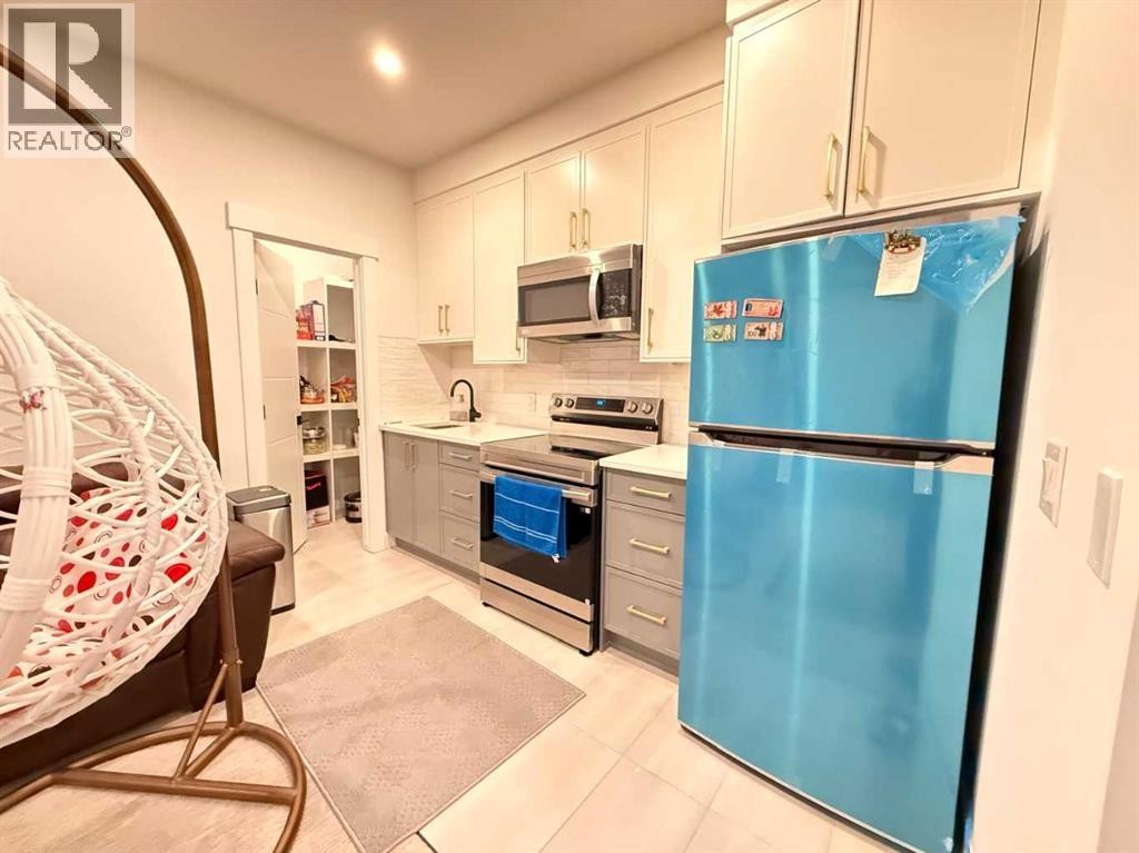 












103 Hartford Road NW

,
Calgary,




Alberta
T2K2A7

