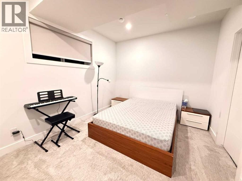 












103 Hartford Road NW

,
Calgary,




Alberta
T2K2A7

