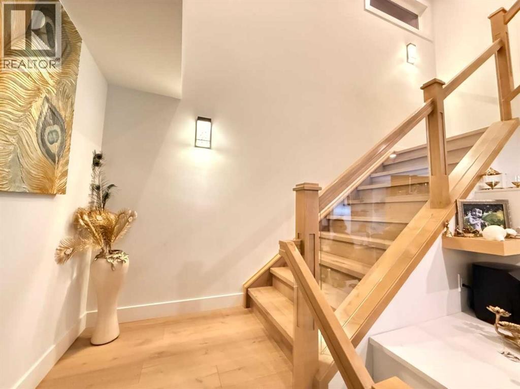 












103 Hartford Road NW

,
Calgary,




Alberta
T2K2A7

