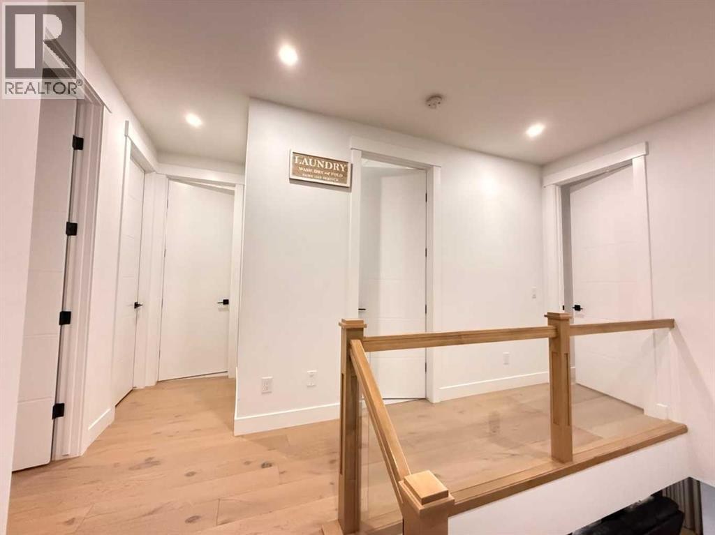 












103 Hartford Road NW

,
Calgary,




Alberta
T2K2A7

