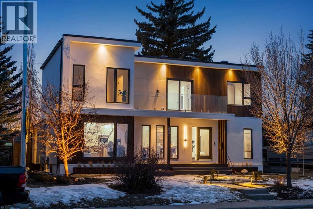 












3531 Spruce Drive SW

,
Calgary,




Alberta
T3C3A5

