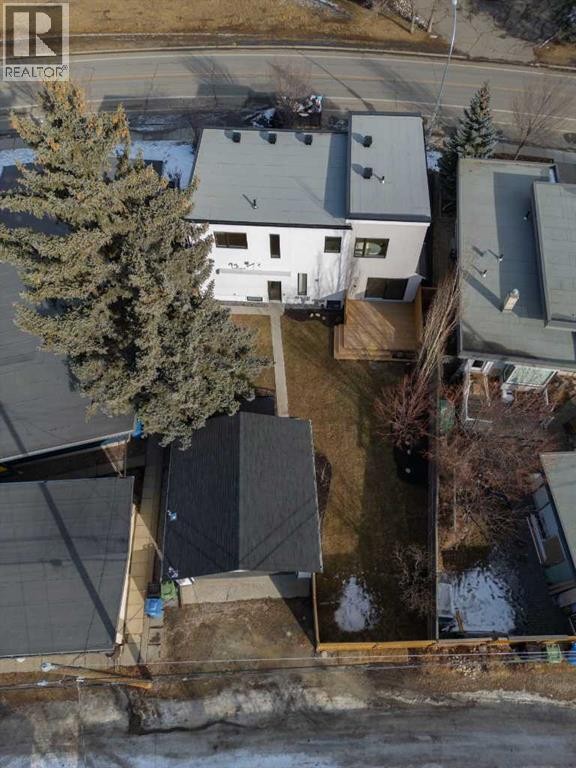 












3531 Spruce Drive SW

,
Calgary,




Alberta
T3C3A5

