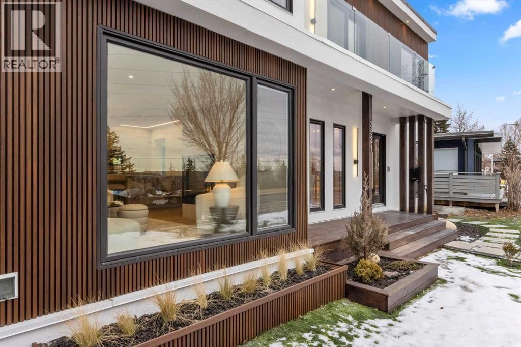 












3531 Spruce Drive SW

,
Calgary,




Alberta
T3C3A5

