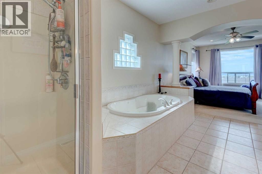 












49 Arbour Crest Heights NW

,
Calgary,




Alberta
T3G5A3

