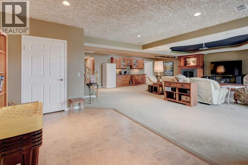 












49 Arbour Crest Heights NW

,
Calgary,




Alberta
T3G5A3

