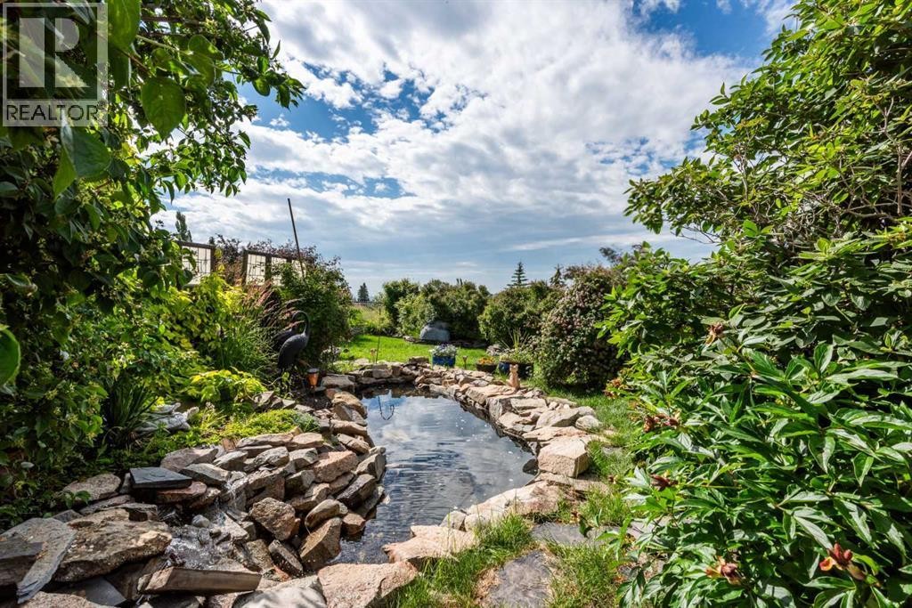 












49 Arbour Crest Heights NW

,
Calgary,




Alberta
T3G5A3

