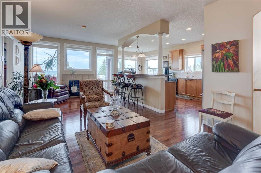 












49 Arbour Crest Heights NW

,
Calgary,




Alberta
T3G5A3

