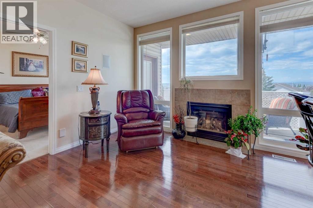 












49 Arbour Crest Heights NW

,
Calgary,




Alberta
T3G5A3

