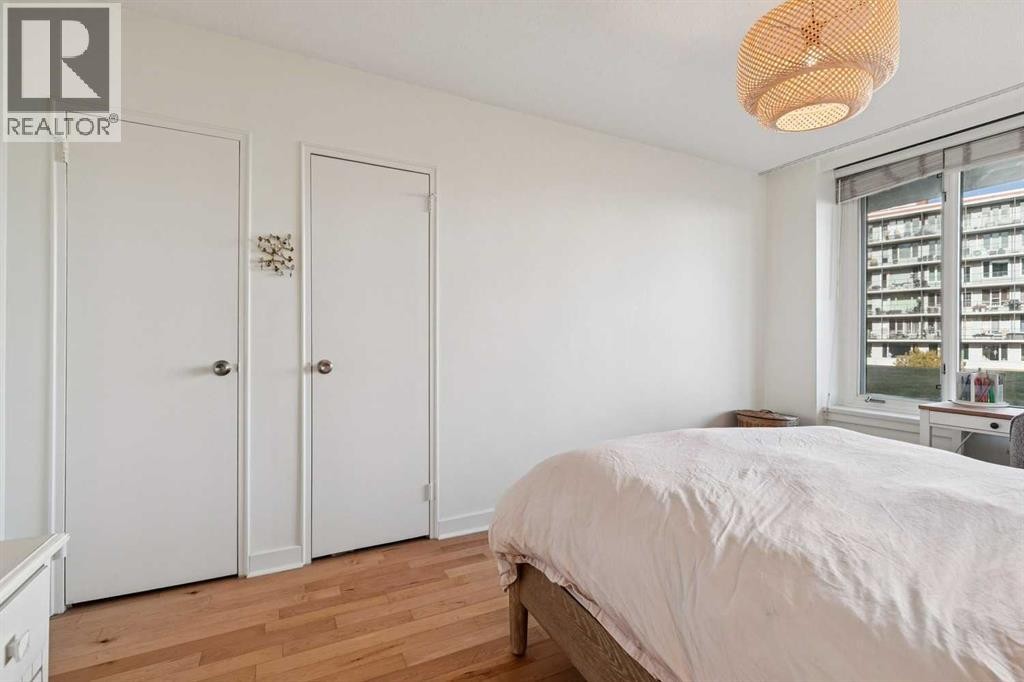 












204, 3316 Rideau Place SW

,
Calgary,




Alberta
T2S1Z4

