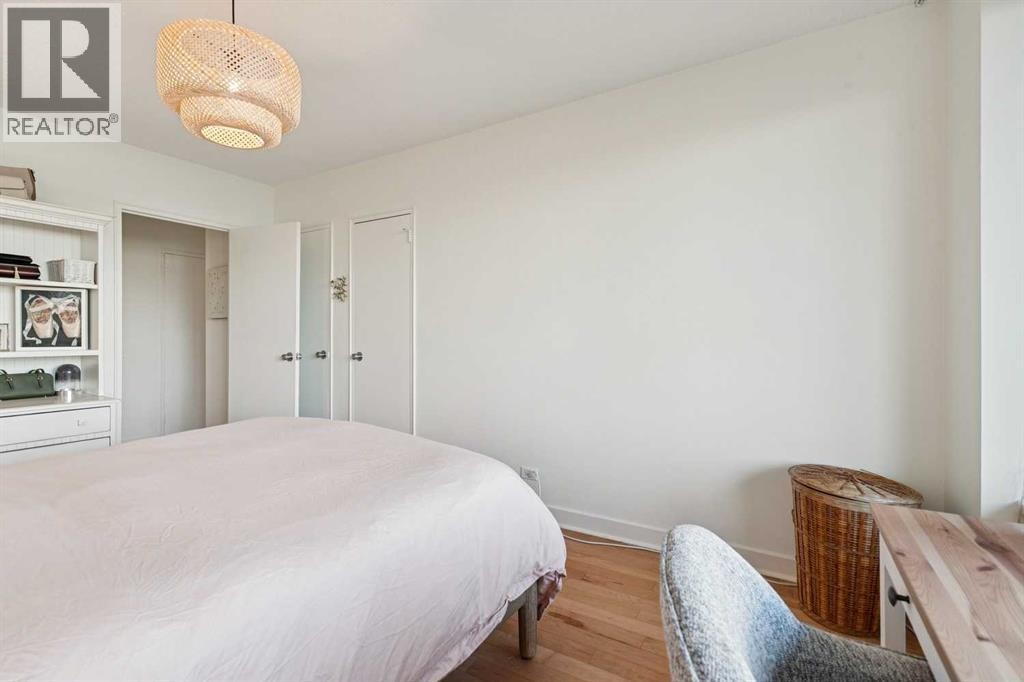 












204, 3316 Rideau Place SW

,
Calgary,




Alberta
T2S1Z4

