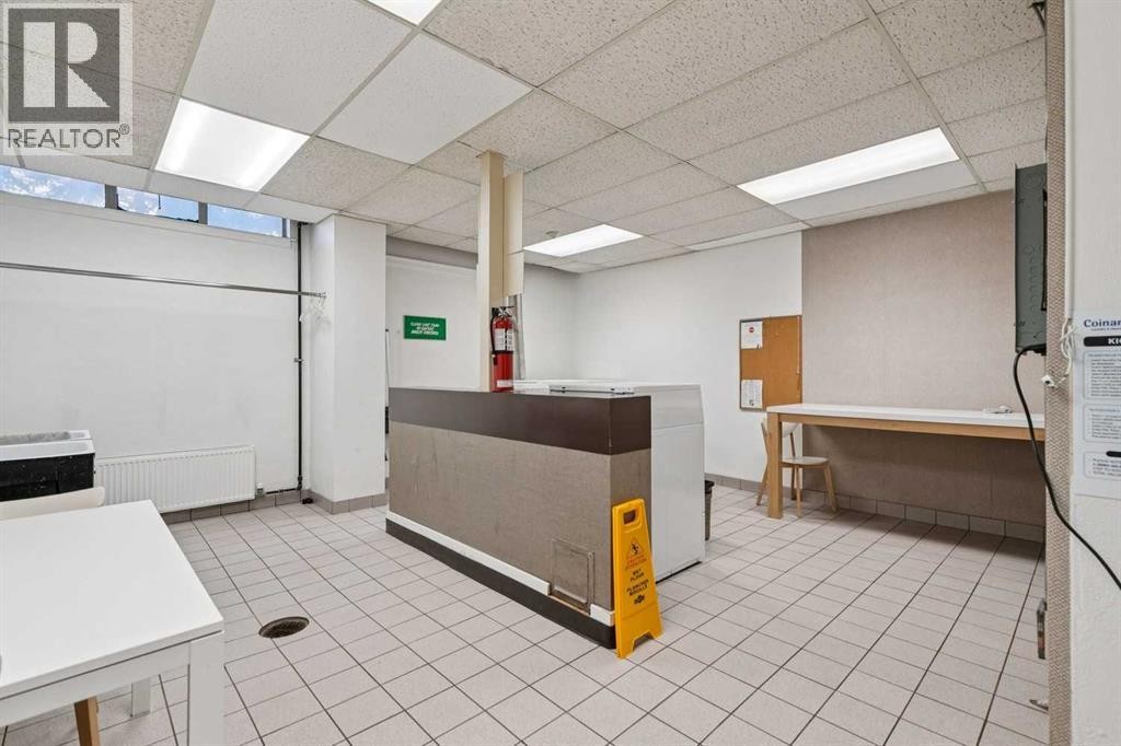 












204, 3316 Rideau Place SW

,
Calgary,




Alberta
T2S1Z4

