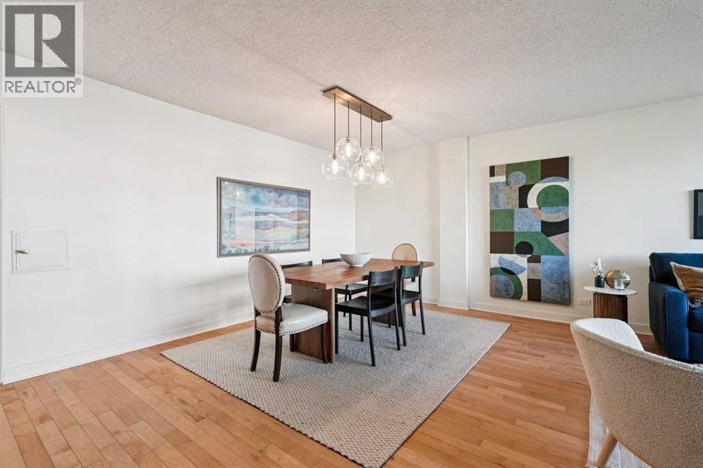 












204, 3316 Rideau Place SW

,
Calgary,




Alberta
T2S1Z4

