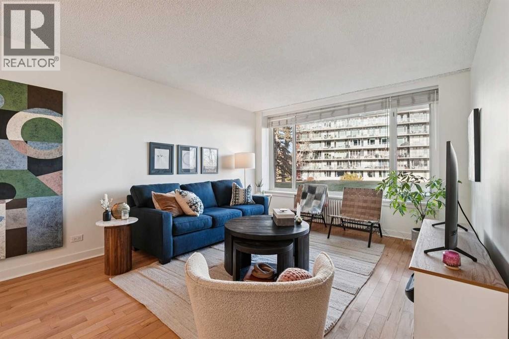 












204, 3316 Rideau Place SW

,
Calgary,




Alberta
T2S1Z4

