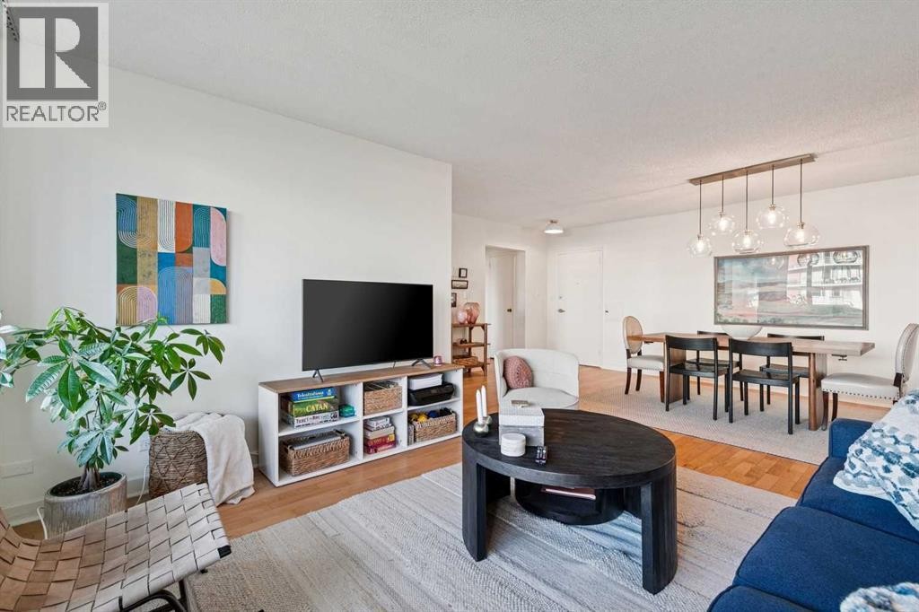 












204, 3316 Rideau Place SW

,
Calgary,




Alberta
T2S1Z4

