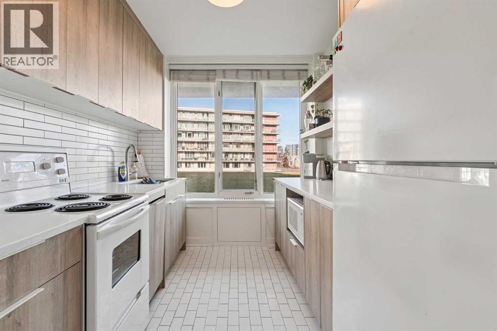 












204, 3316 Rideau Place SW

,
Calgary,




Alberta
T2S1Z4

