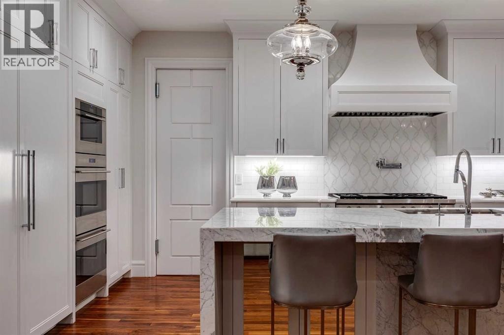 












1118 Premier Way SW

,
Calgary,




Alberta
T2R1L6

