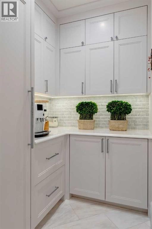 












1118 Premier Way SW

,
Calgary,




Alberta
T2R1L6

