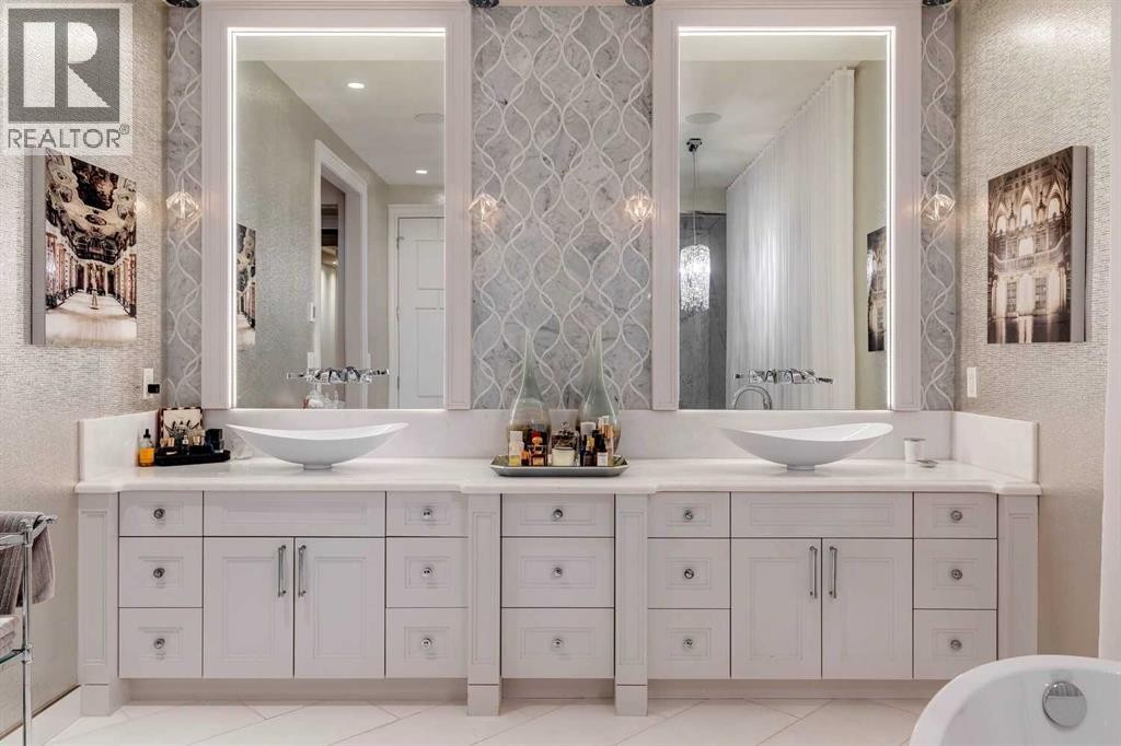 












1118 Premier Way SW

,
Calgary,




Alberta
T2R1L6

