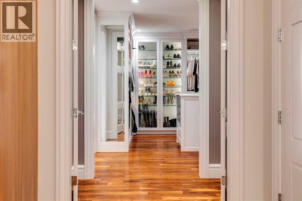 












1118 Premier Way SW

,
Calgary,




Alberta
T2R1L6

