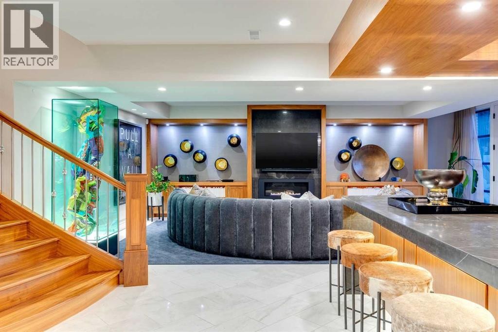 












1118 Premier Way SW

,
Calgary,




Alberta
T2R1L6

