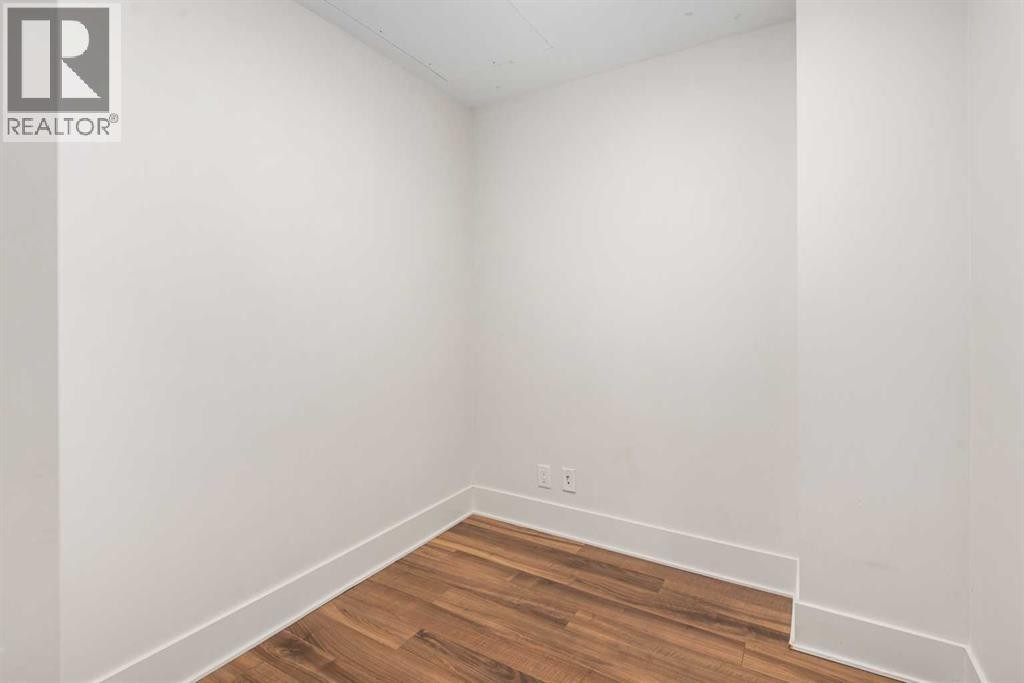 












111, 46 9 Street NE

,
Calgary,




Alberta
T2E7Y1

