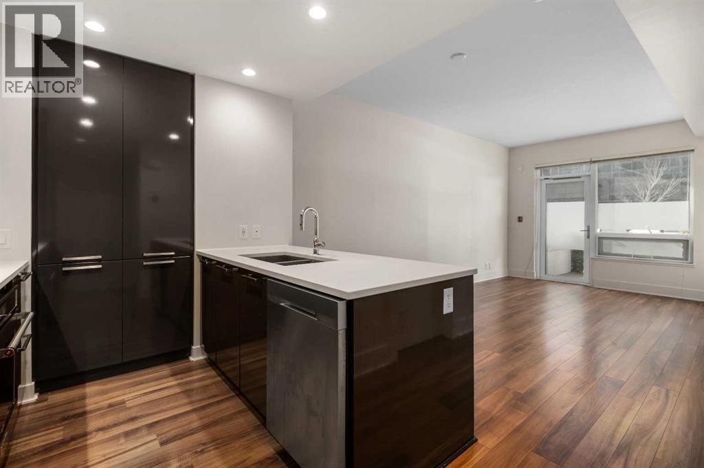 












111, 46 9 Street NE

,
Calgary,




Alberta
T2E7Y1

