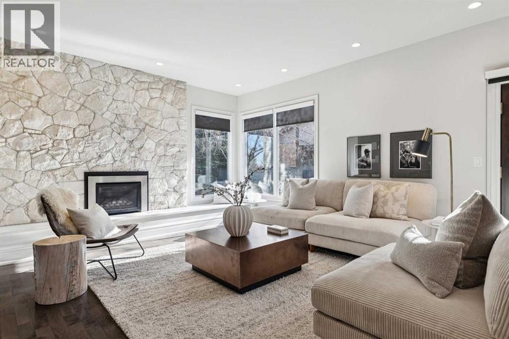 












336 Pump Hill Gardens SW

,
Calgary,




Alberta
T2V4M7

