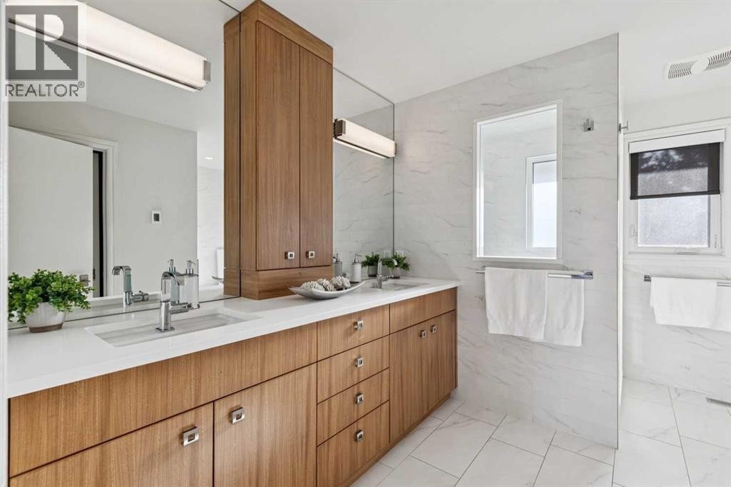 












336 Pump Hill Gardens SW

,
Calgary,




Alberta
T2V4M7

