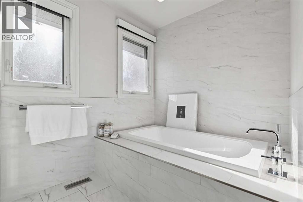 












336 Pump Hill Gardens SW

,
Calgary,




Alberta
T2V4M7

