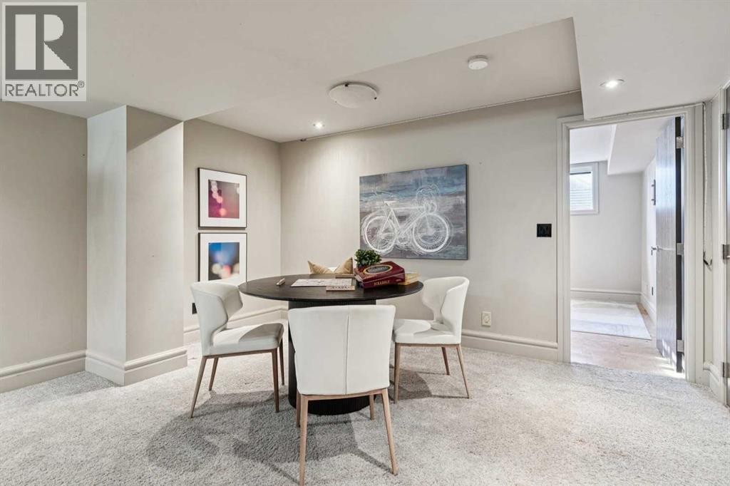 












336 Pump Hill Gardens SW

,
Calgary,




Alberta
T2V4M7

