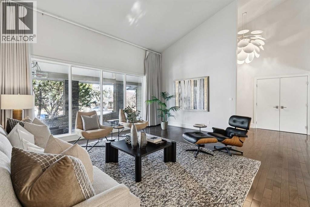 












336 Pump Hill Gardens SW

,
Calgary,




Alberta
T2V4M7

