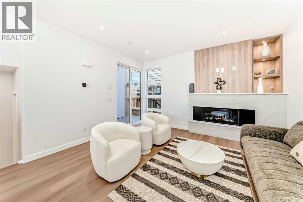 












1607 37 Avenue SW

,
Calgary,




Alberta
T2T2h2

