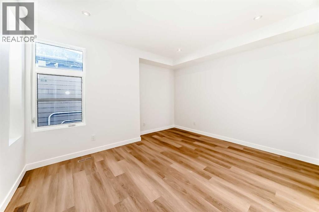 












1607 37 Avenue SW

,
Calgary,




Alberta
T2T2h2

