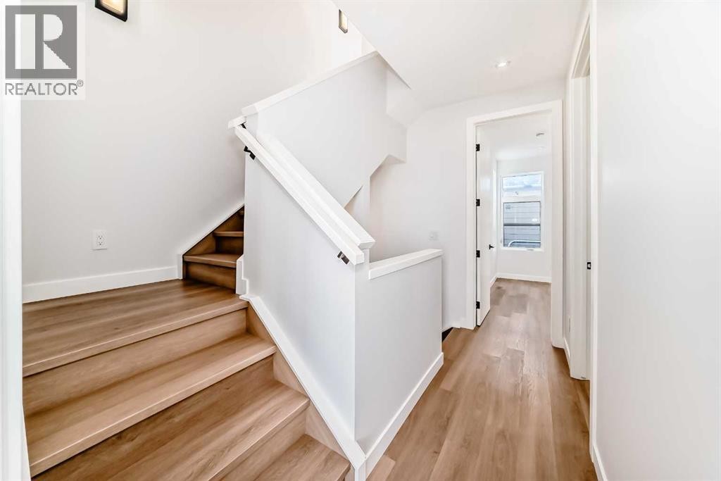 












1607 37 Avenue SW

,
Calgary,




Alberta
T2T2h2

