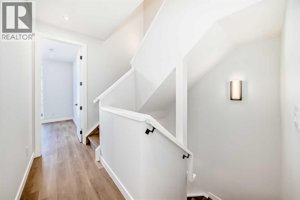 












1607 37 Avenue SW

,
Calgary,




Alberta
T2T2h2

