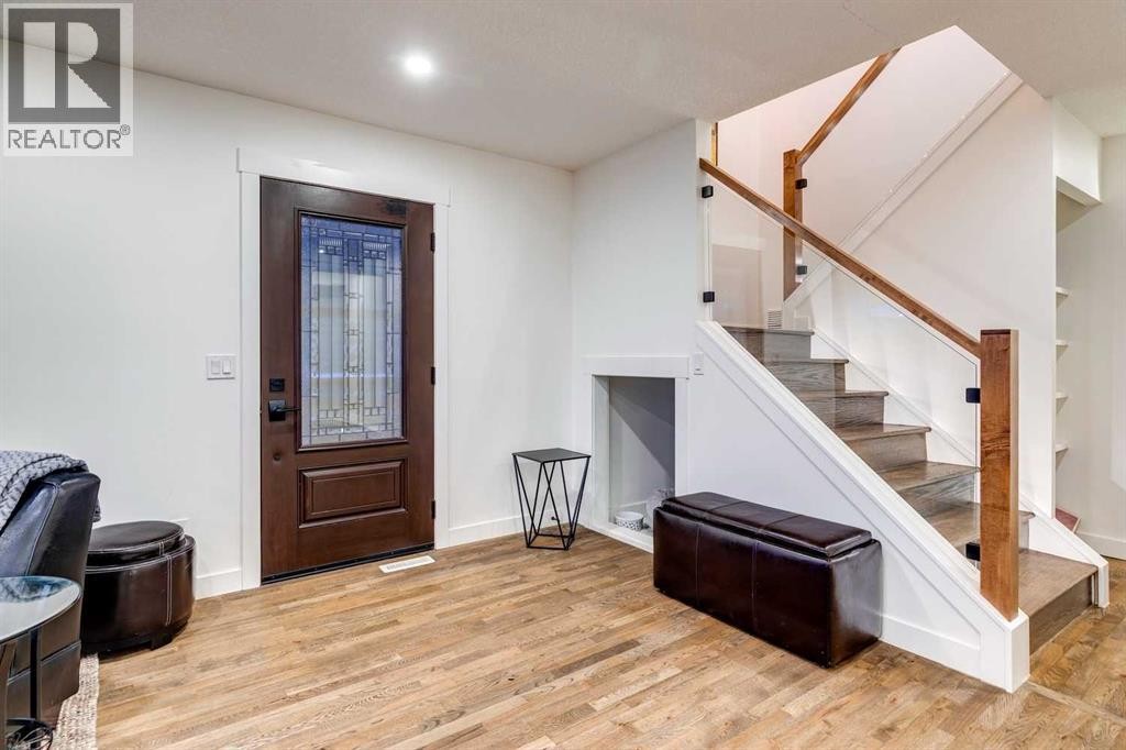 












2126 18A Street SW

,
Calgary,




Alberta
T2T4W2

