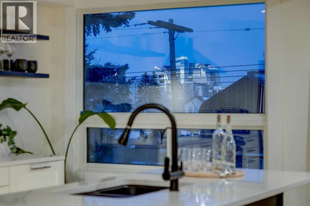 












2126 18A Street SW

,
Calgary,




Alberta
T2T4W2

