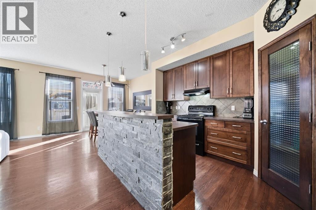 












93 Copperleaf Way SE

,
Calgary,




Alberta
T2Z0H9

