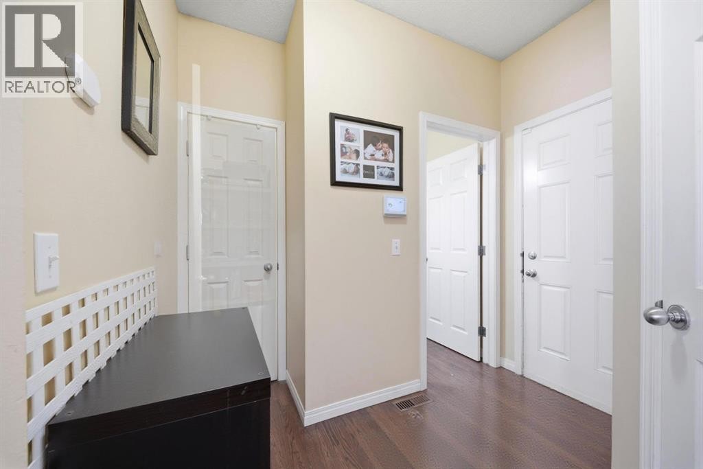 












93 Copperleaf Way SE

,
Calgary,




Alberta
T2Z0H9

