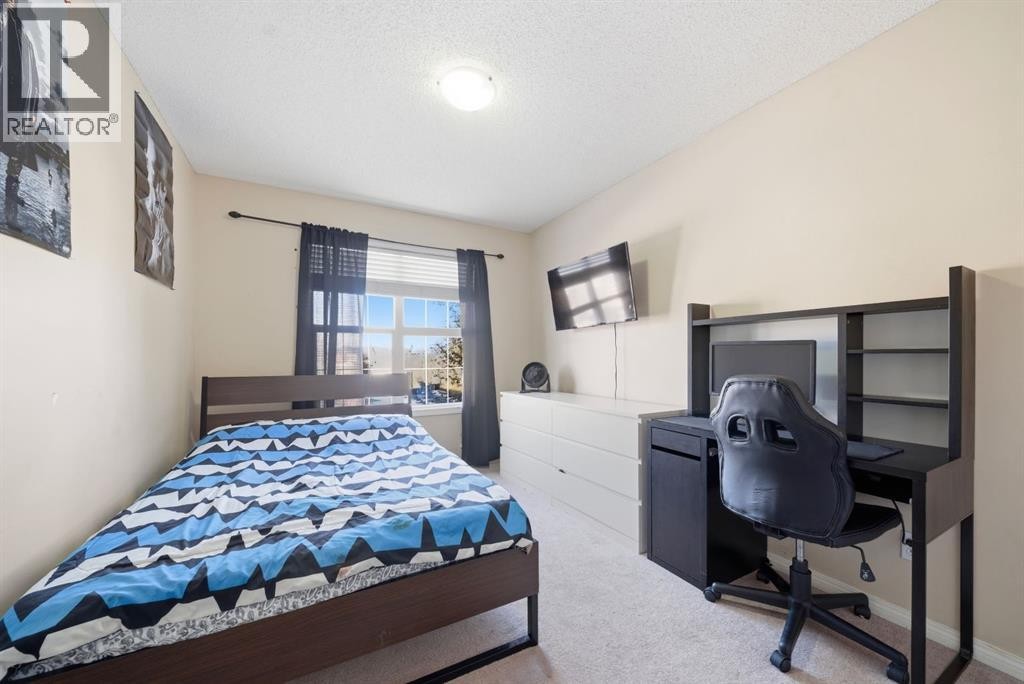 












93 Copperleaf Way SE

,
Calgary,




Alberta
T2Z0H9

