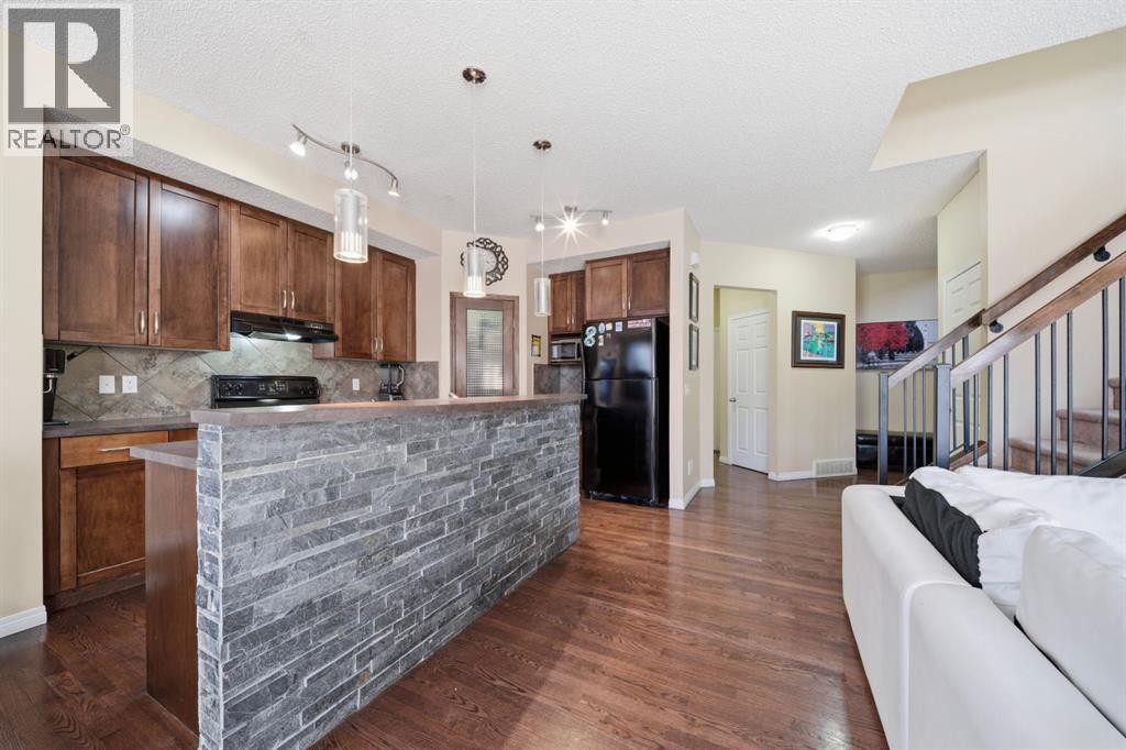 












93 Copperleaf Way SE

,
Calgary,




Alberta
T2Z0H9

