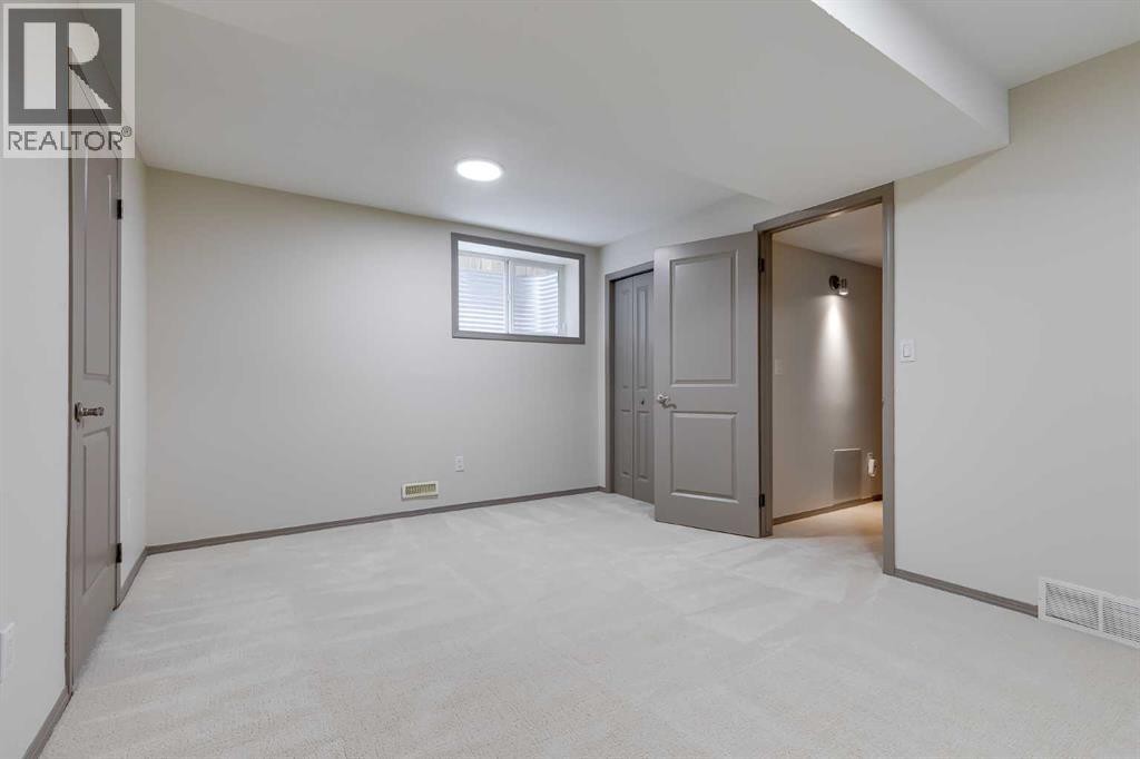 












2232 15A Street SE

,
Calgary,




Alberta
T2G3N1

