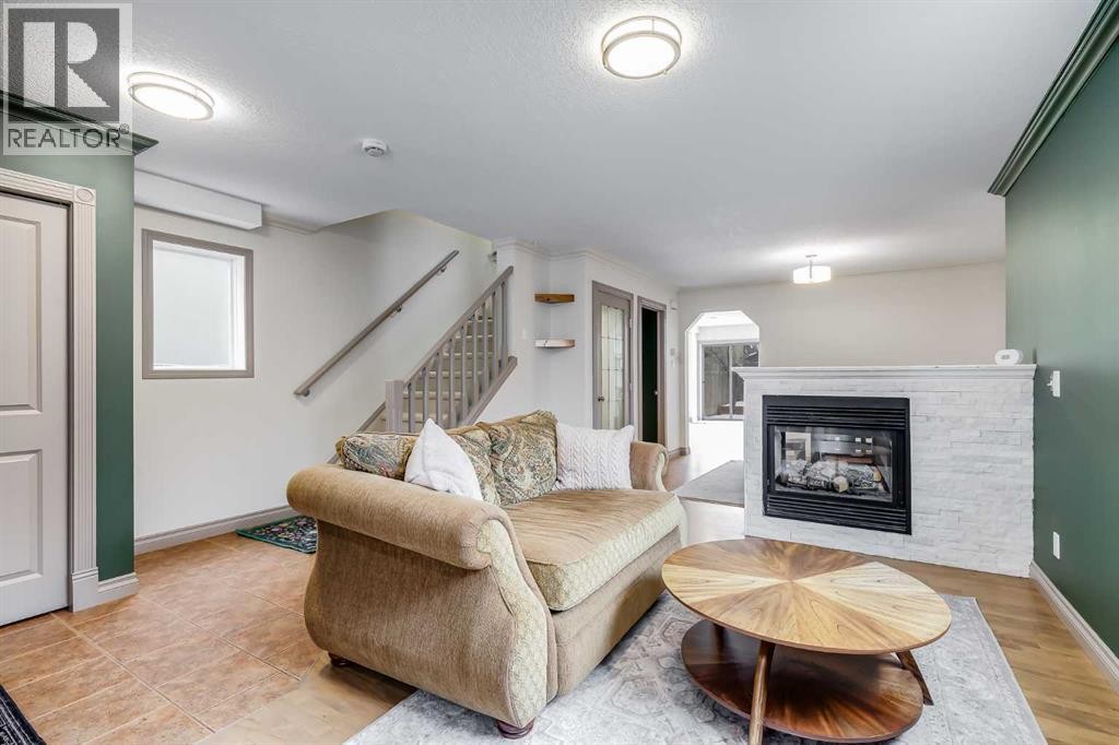 












2232 15A Street SE

,
Calgary,




Alberta
T2G3N1

